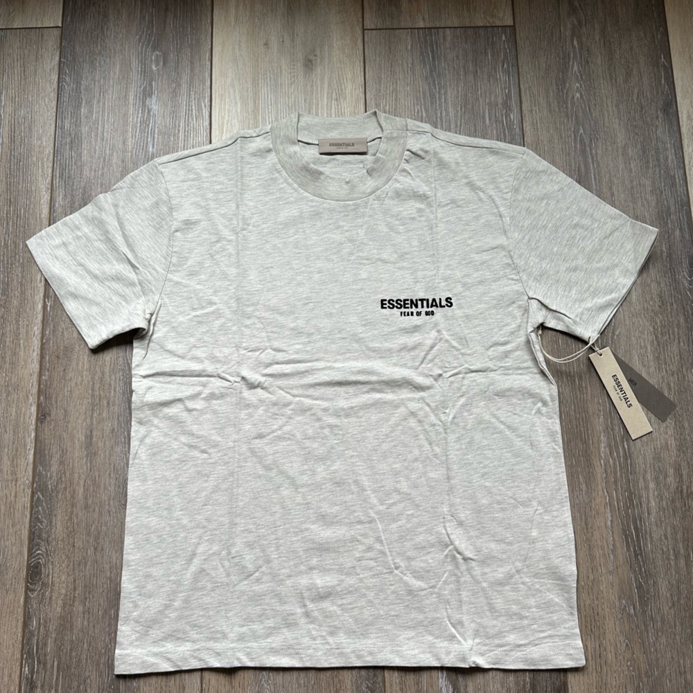 Essentials fear of god light oatmeal t shirt